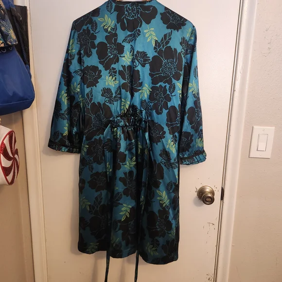 Oscar de la Renta Teal and Black Floral Robe - Picture 8 of 8
